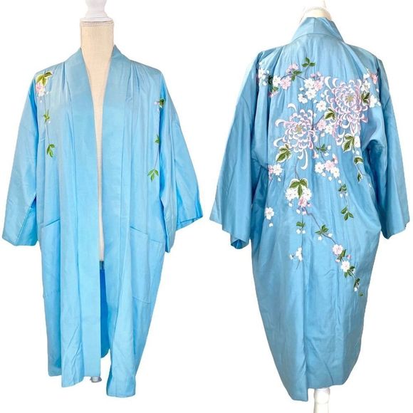 None Kimonos & Yukatas Vintage Silk Chrysanthemum Kimono From Japan